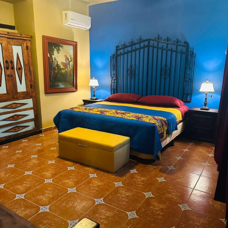 Casa de Leyendas - Deluxe Family Room - 3