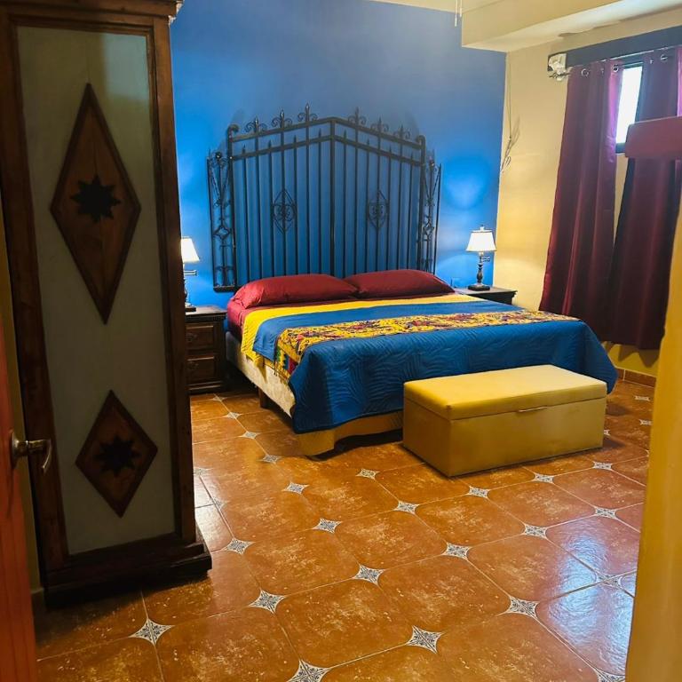 Casa de Leyendas - Deluxe Family Room - 1