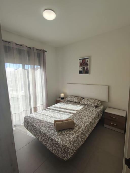 Piso completo-Parking gratuito - Apartamento de 2 dormitorios - 18