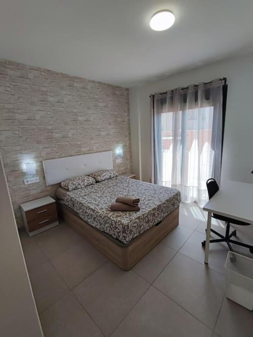 Piso completo-Parking gratuito - Apartamento de 2 dormitorios - 22