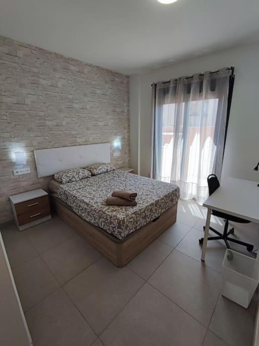 Piso completo-Parking gratuito - Apartamento de 2 dormitorios - 32