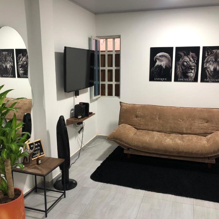 Acogedor y Amplio Apartamento 102 El Jardin - Apartamento de 1 dormitorio - 1