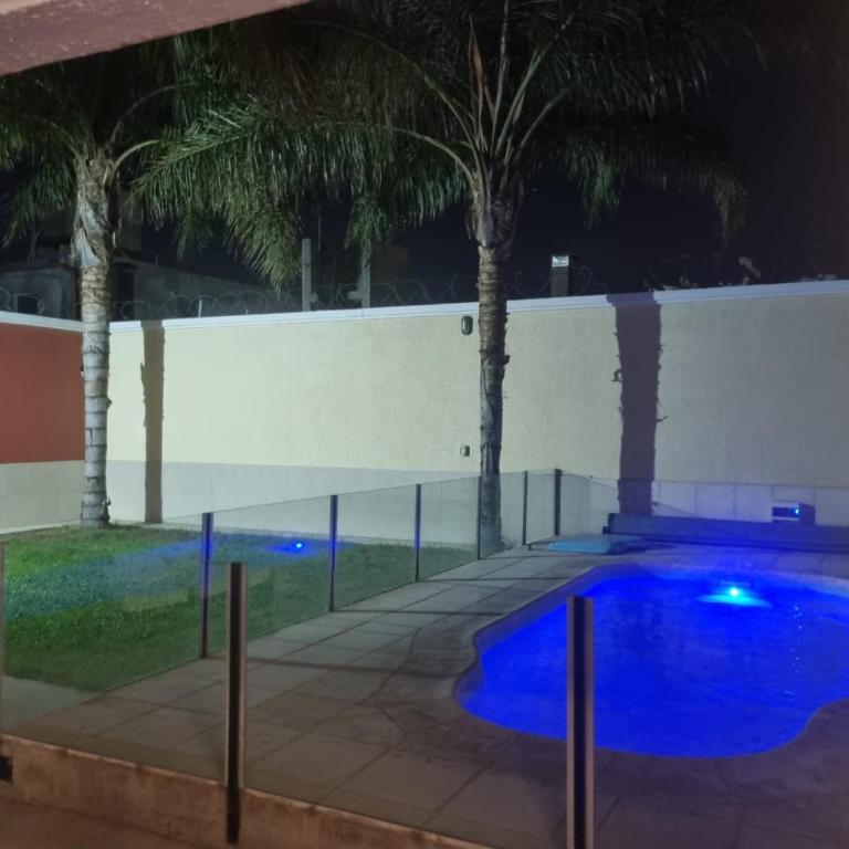 Moderna y hermosa Casa-Duplex con piscina y excelente ubicación - Casa - 19