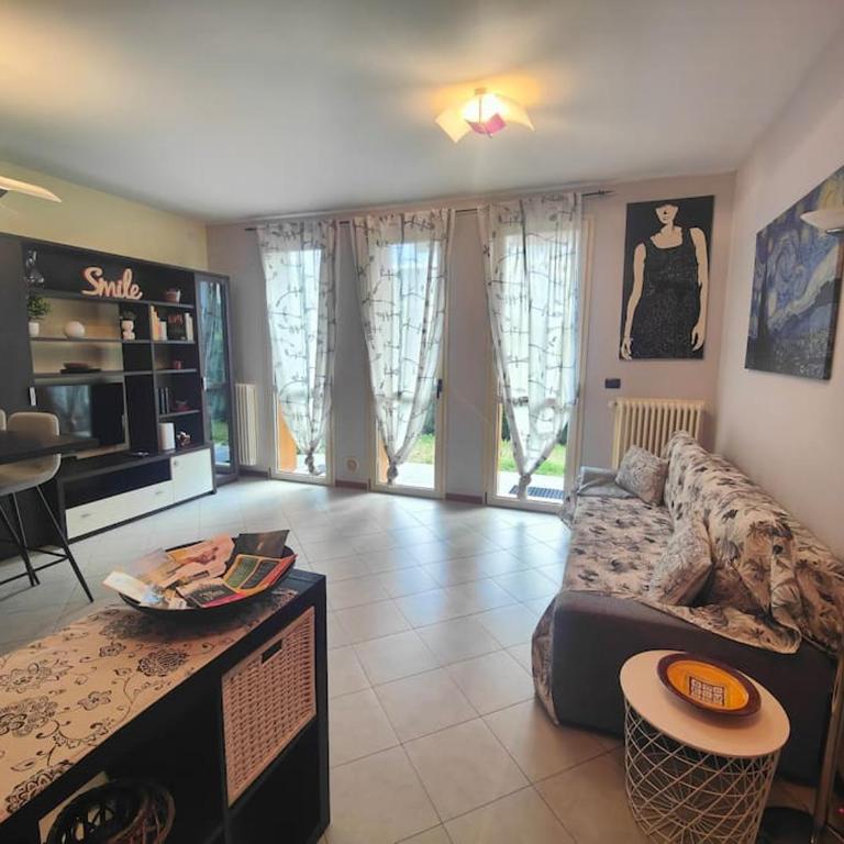 GLAMOUR HOUSE, Comoda a tutti i servizi - Appartamento con 1 Camera da Letto - 7
