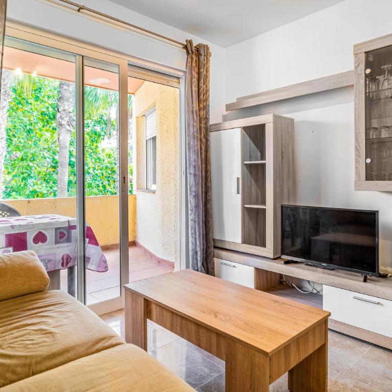 Nice Apartment In Almuñécar With Wifi - Two-Bedroom Apartment - 1