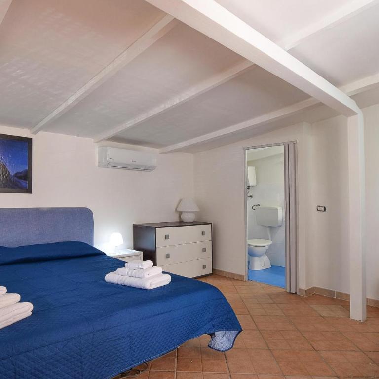 Beach Front Home In Scicli - Casa Vacanze con 2 Camere da Letto - 4