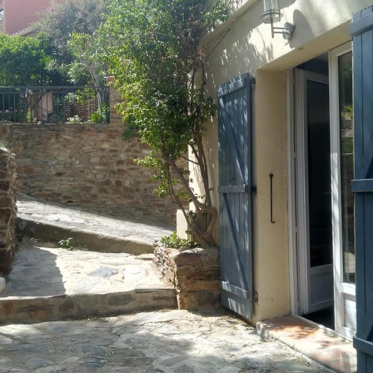 Appartement ensoleillé avec jardin et barbecue - One-Bedroom Apartment - 7