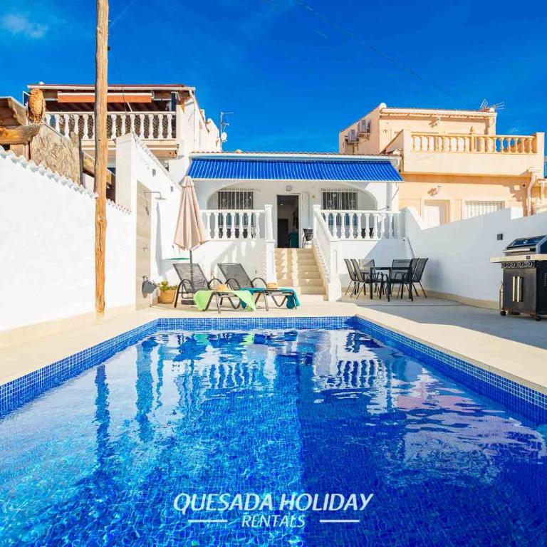 Semi-Detached Villa Costa Balear Private Pool & Views - Two-Bedroom Villa - 40