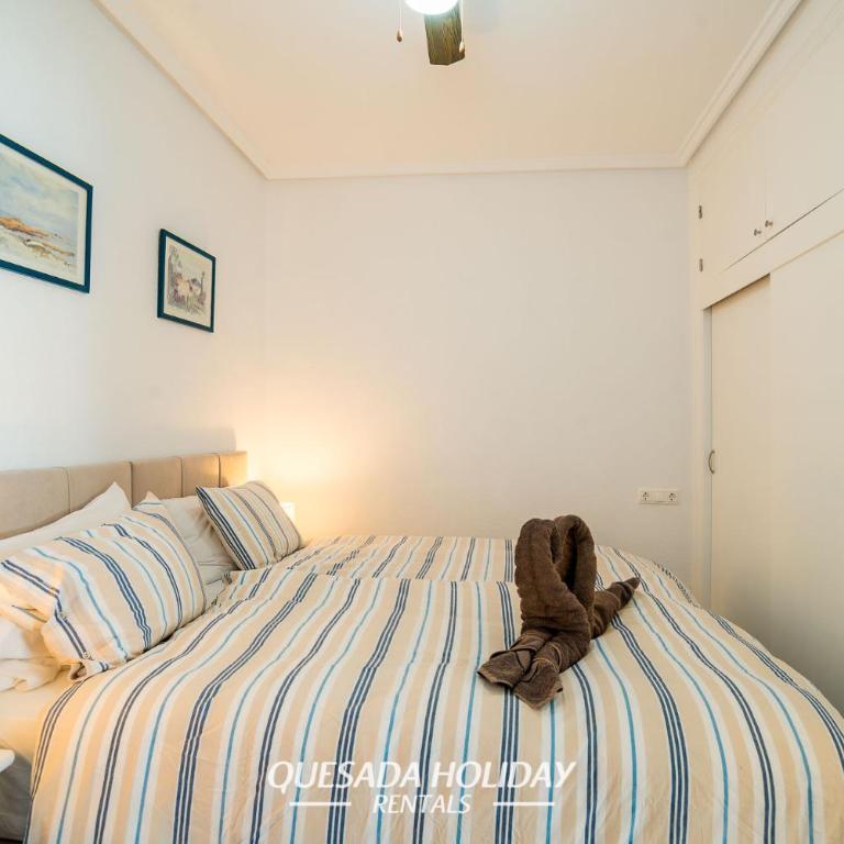 Semi-Detached Villa Costa Balear Private Pool & Views - Two-Bedroom Villa - 50
