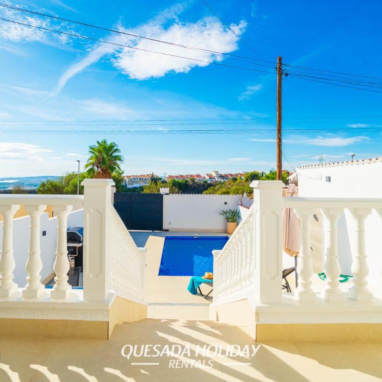 Semi-Detached Villa Costa Balear Private Pool & Views - Two-Bedroom Villa - 61