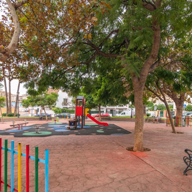 Fantástico piso 3 habitaciones Fuengirola - Apartamento de 3 dormitorios - 51