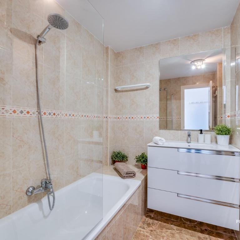 Apartment Castillo by Beach Sea View - Two-Bedroom Apartment - 5