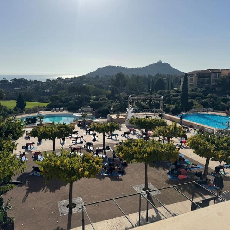 Cap One, au cœur de Cap Esterel VUE MER & PISCINES - Accès piscines et parking couvert inclus - Appartement 1 Chambre - 44