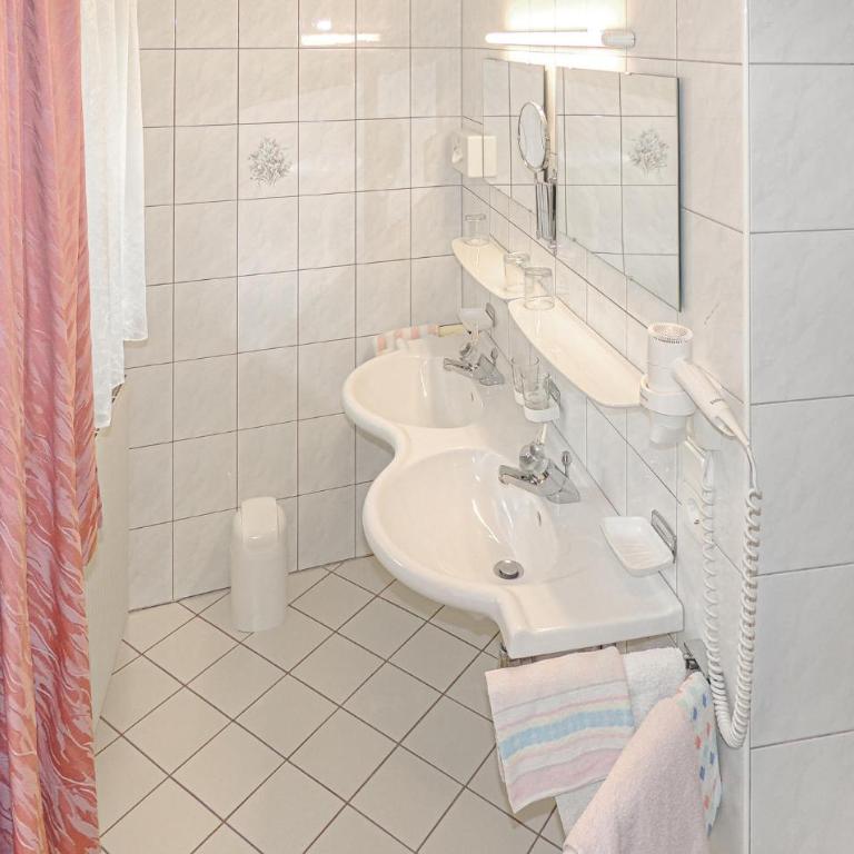 Haus Rosenheim Ferienwohnung - Apartment mit 3 Schlafzimmern - 13