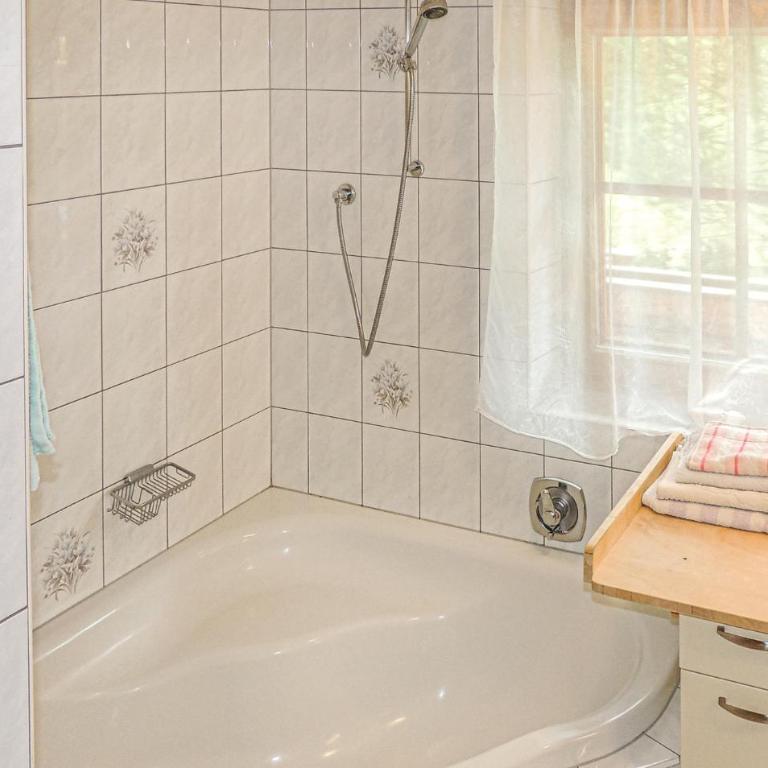 Haus Rosenheim Ferienwohnung - Apartment mit 3 Schlafzimmern - 11