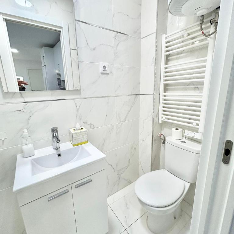 Metro Avenida de America 07 - Apartamento de 1 dormitorio - 3