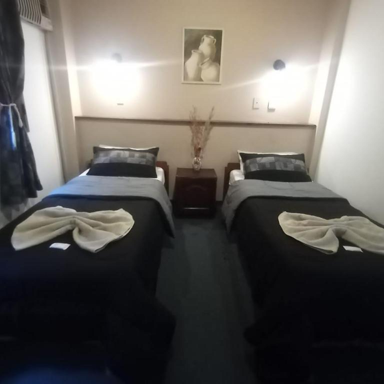 Hostel & Spa Mediterránea - Standard Twin Room - 9