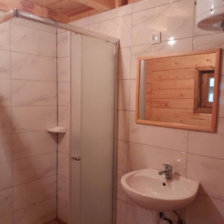 Etno kuća ''Nada'' - Two-Bedroom Chalet - 8