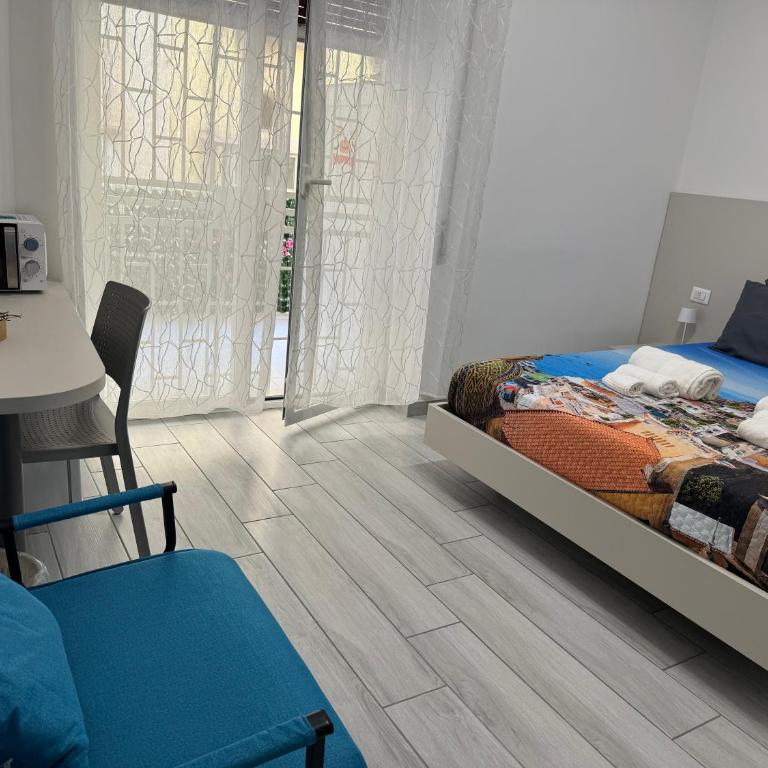 Cavallerizza home - Camera Matrimoniale con Balcone - 5