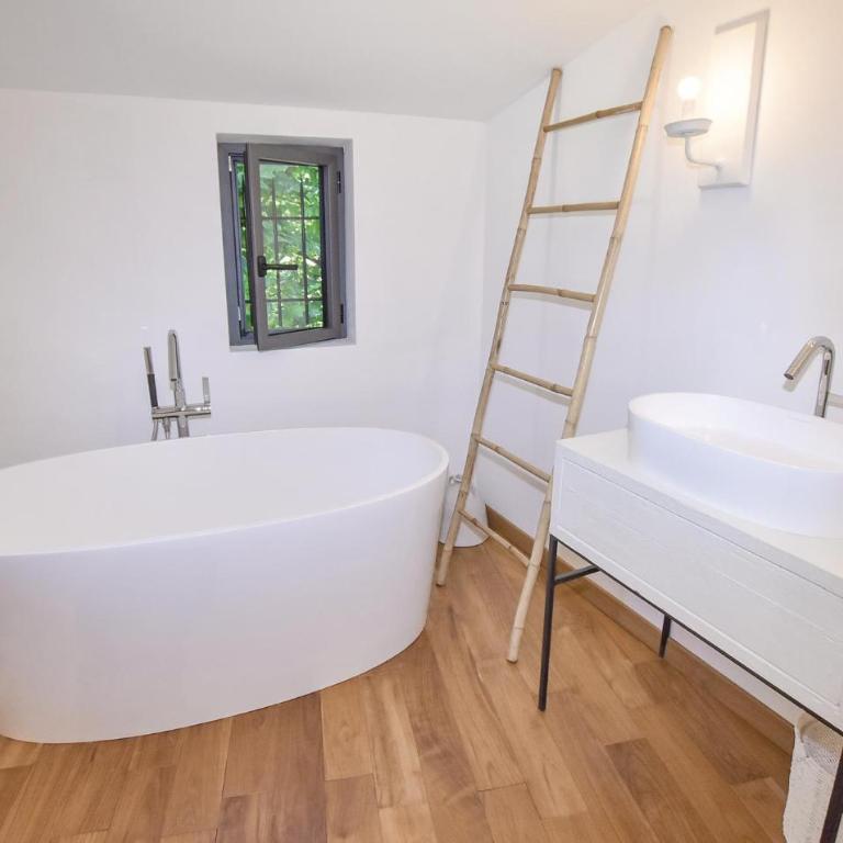 Luxurious Home In Malaucene - Ferienhaus mit 1 Schlafzimmer - 3