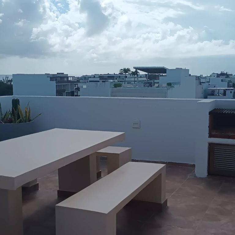 Beautiful Studio Very Close To The Beach and 5th Avenue - Apartment - 15