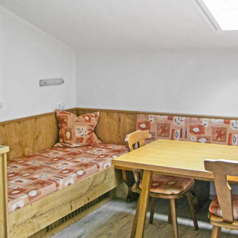 Ansprechende Ferienwohnung - Apartment mit 3 Schlafzimmern - 2