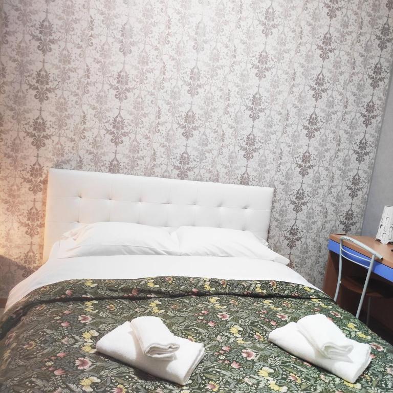 A&C Much More II - Double or Twin Room with Bathroom - 11
