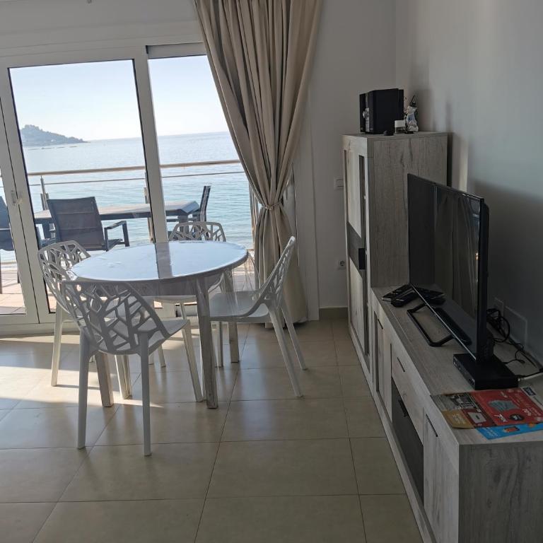 Fantástico apartamento en primera línea de mar - Appartamento con Vista Mare - 2