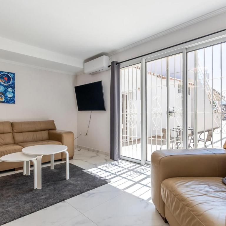 Beautiful Home In Las Lagunas De Mijas - Casa Vacacional de 7 dormitorios - 12