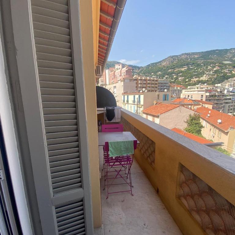 Duplex à la frontière de Monaco - Appartement 3 Chambres - 33