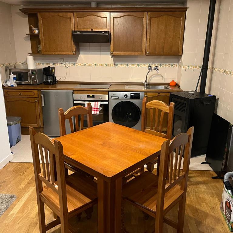Coqueto apartamento en Jaca - Apartamento de 2 dormitorios - 4