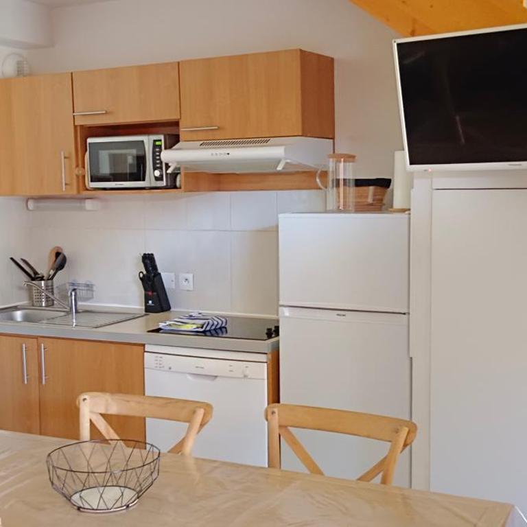 LUZVAL Duplex avec Balcon - Appartement en Duplex - 5