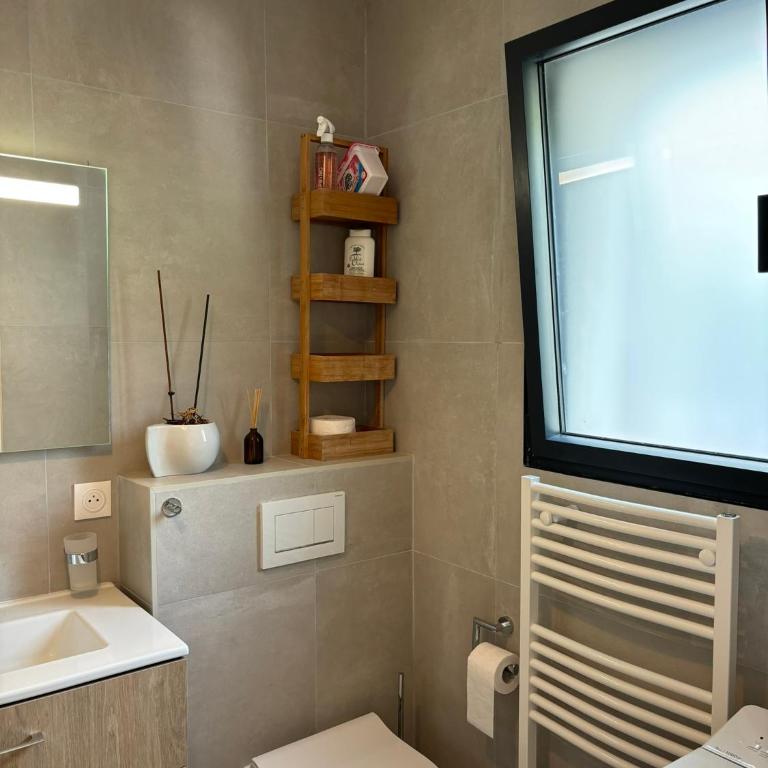 Domani Vencius - Cocon de bien-être à Vence avec vue mer, piscine et terrasse ensoleillée - Appartement 2 Chambres - Vue sur Mer - 22