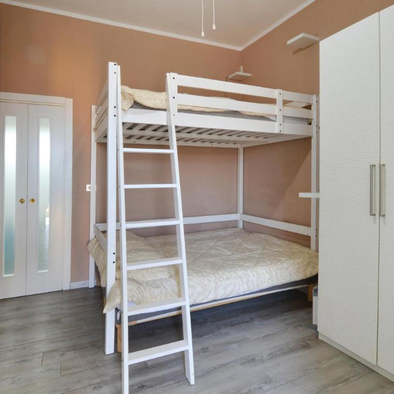 Stunning Apartment In Varazze With Wifi - One-Bedroom Apartment - 11