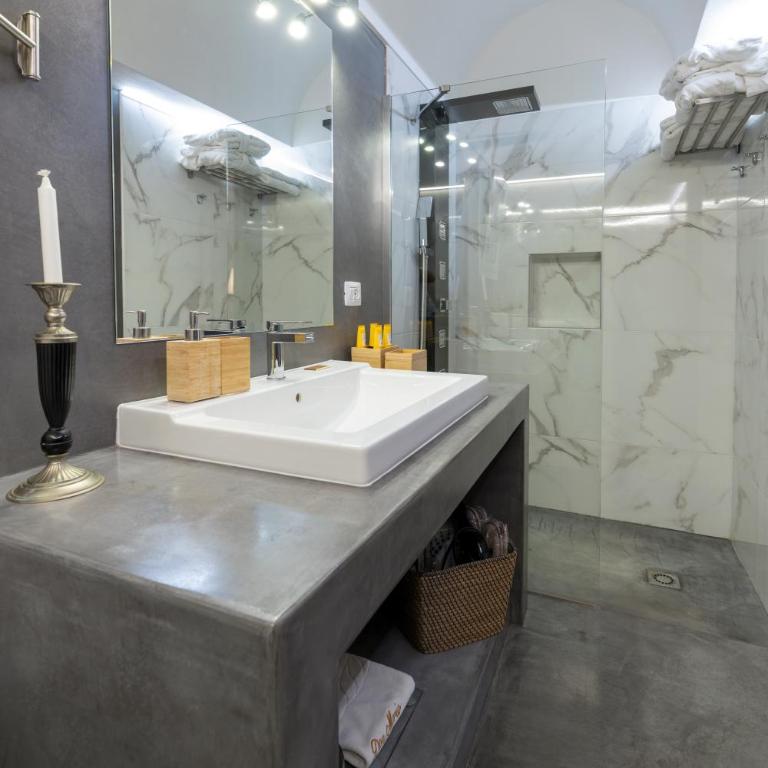 DON MARIO RELAIS Five 5 Suites - adults only - no restaurant - B & B - Suite King con Vista Mare - 24