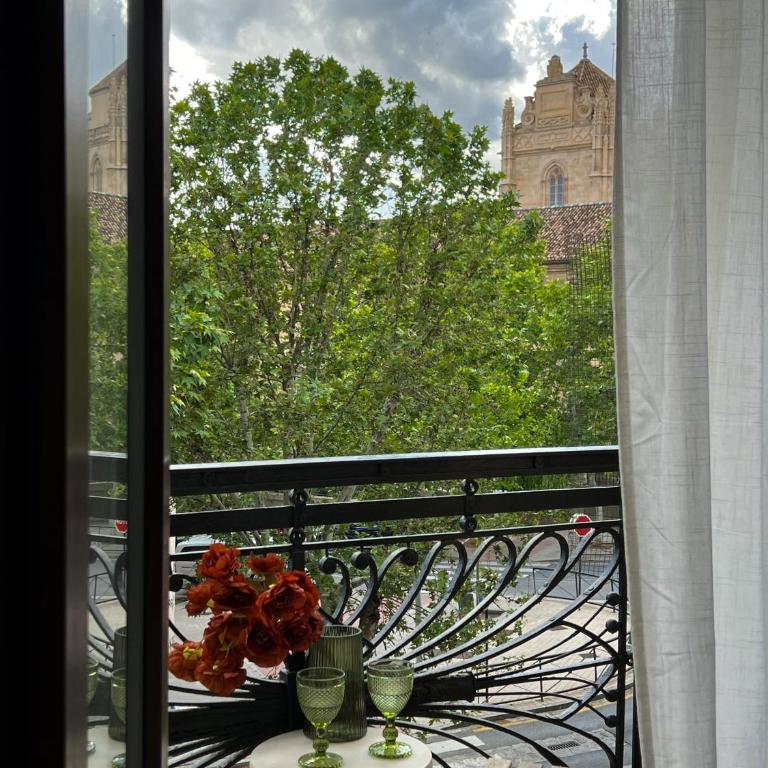 Mevak Home - Deluxe Double Room with Balcony - 5