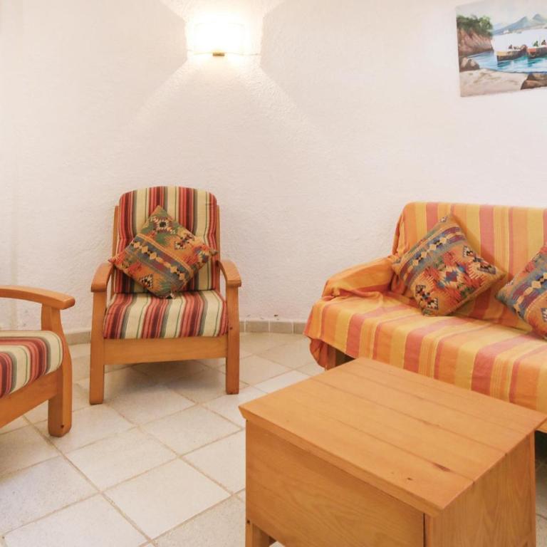 Awesome Home In Calonge - Casa de 4 dormitorios - 3