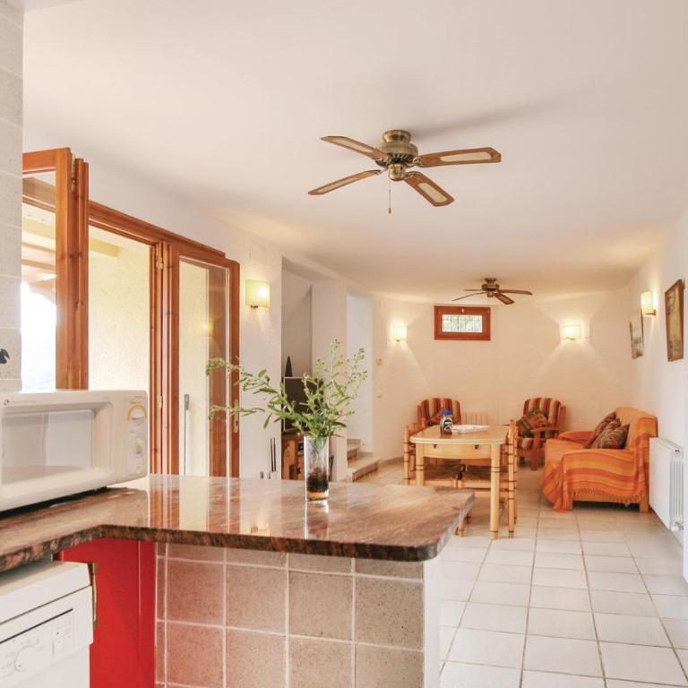 Awesome Home In Calonge - Casa de 4 dormitorios - 5