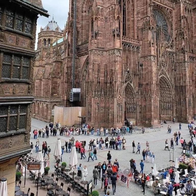 Strasbourg Apartment with parking - Appartement 2 Chambres - 34