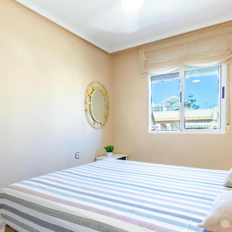 2 Bedroom Lovely Apartment In Torrevieja - Apartamento de 2 dormitorios - 16