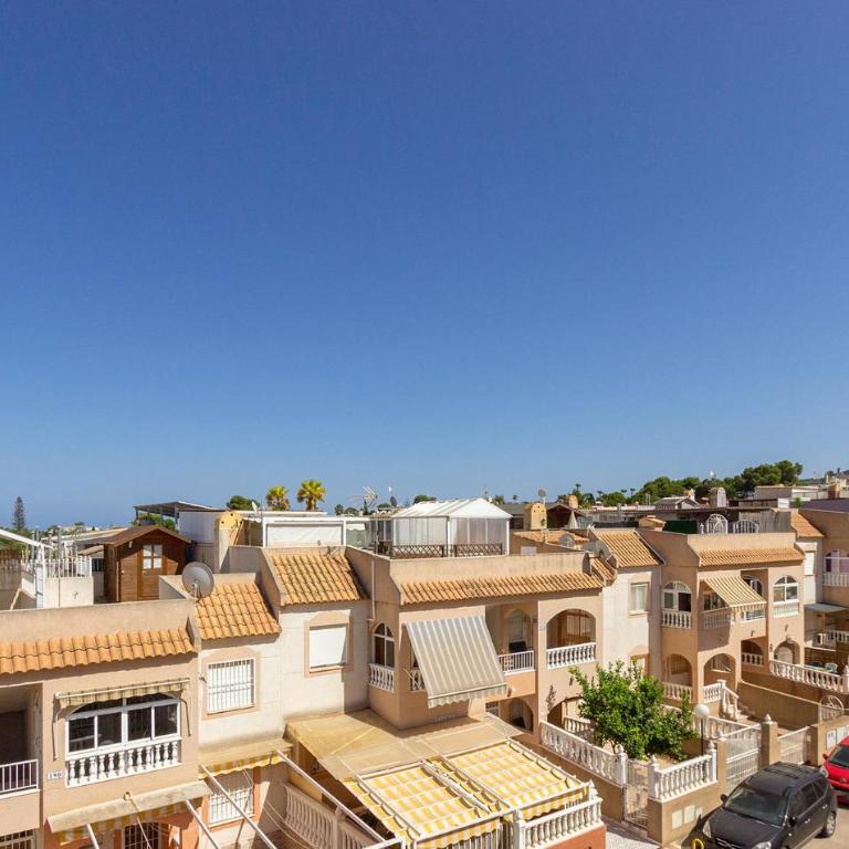2 Bedroom Lovely Apartment In Torrevieja - Apartamento de 2 dormitorios - 7
