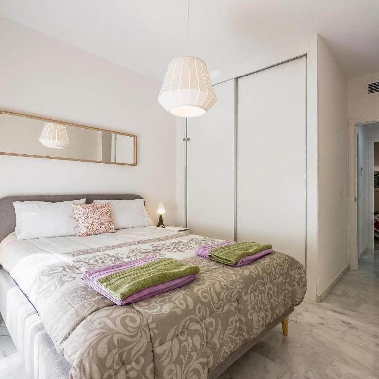 Amazing Apartment In Fuengirola - Apartamento de 2 dormitorios - 11