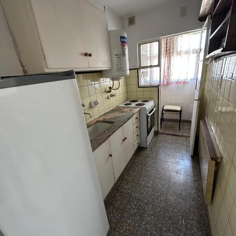 Departamento 2 ambientes a 2 cuadras de la playa, pleno centro - Apartamento de 1 dormitorio - 3