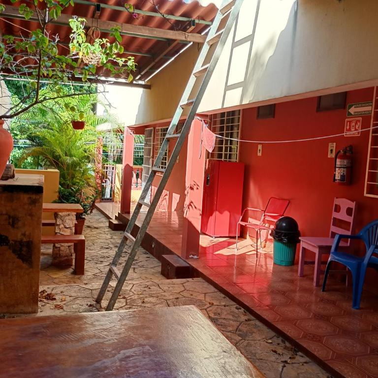 Hospedaje casa Yuca - Habitación Doble Estándar con 2 camas dobles - 7