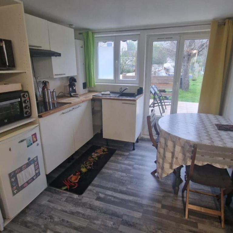 Studio Marmotte, quartier marais, terrasse en rez de jardin, matelas confort - Studio avec Terrasse - 3