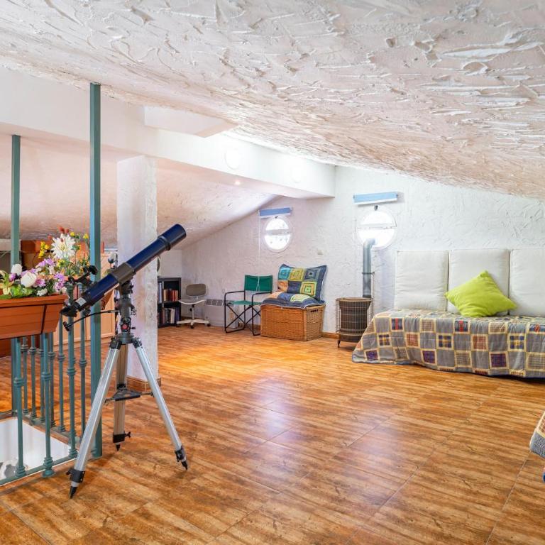 Pet Friendly Home In Chiclana De La Fronter - Casa de vacaciones de 5 dormitorios - 10