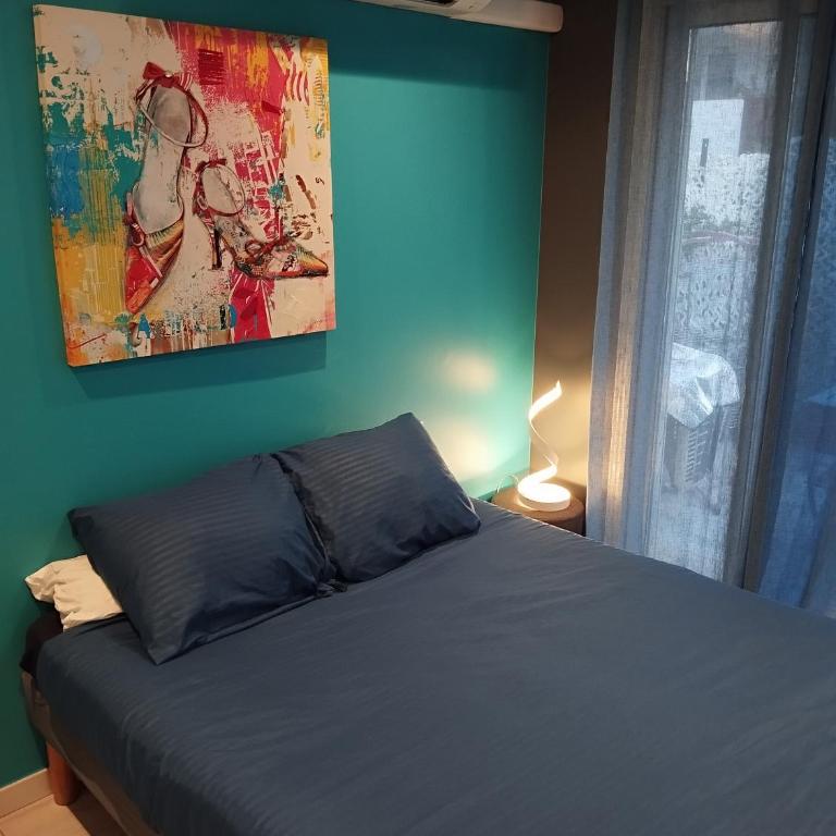 Bedroom Agde 34300 - Chambre Double avec Terrasse - 3