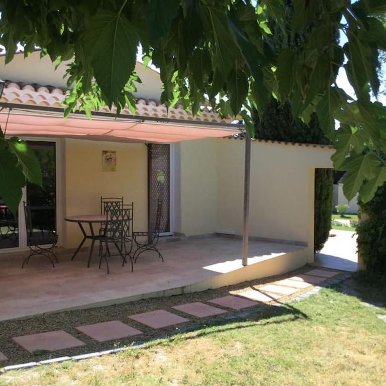 le domaine des cyprès location gite piscine à Bédoin, Mont-Ventoux - Appartement 2 Chambres - 6
