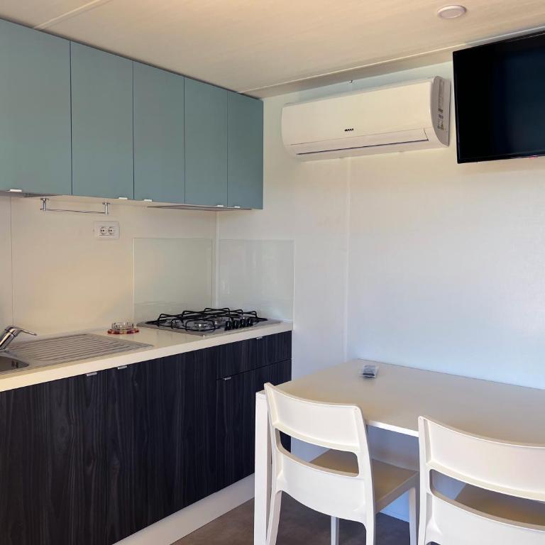 Camping Village Capo D'Orso - Casa Mobile - 8