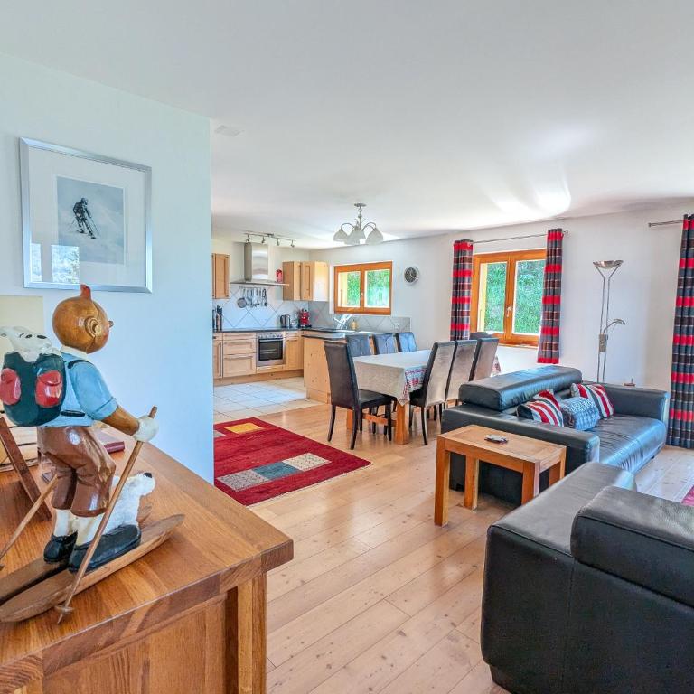 Paisible apt cheminée, terrasse, jardin, vue époustouflante - Apartment mit 3 Schlafzimmern und Bergblick - 34